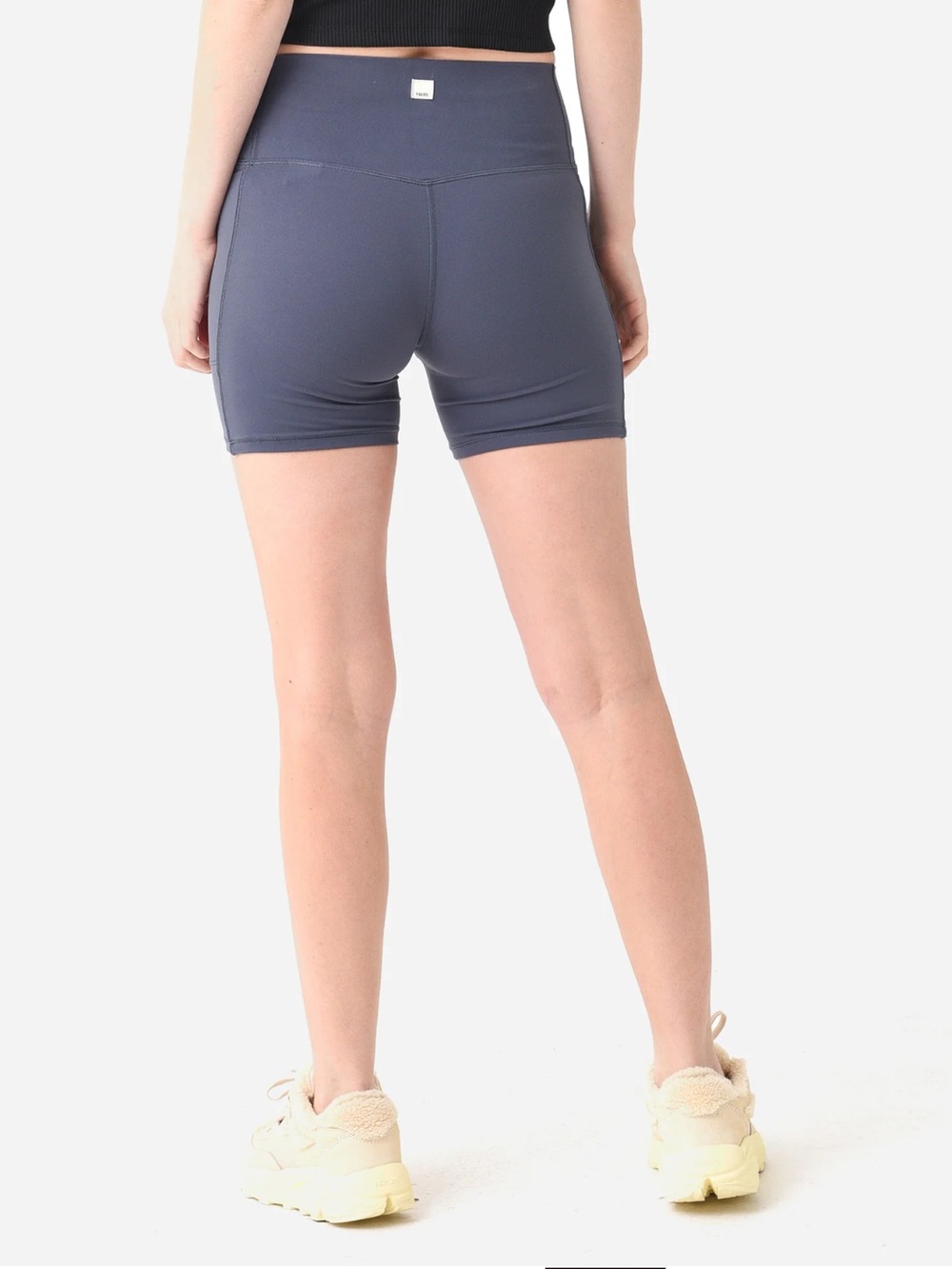 Vuori Women’s Studio Pocket Biker Short – Azure | Size Small | 5” Inseam